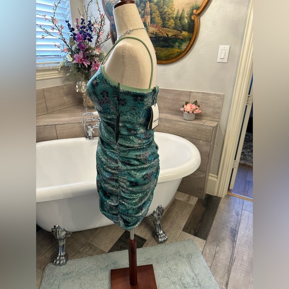 NWT Chiara Boni Exclusive Neiman Cocktail Party Pastel Floral Ruched Dress - Picture 4 of 15